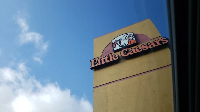 Little Ceasar's Pizza West Chicago business news, West Chicago Voice Newspaper